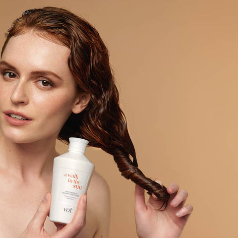 A Walk in the Sun - Moisturizing & Repairing Conditioner - Conditioner - Voir Haircare